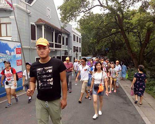 叼嘿APP股份組織黨員及先進員工遠赴杭州參觀學習